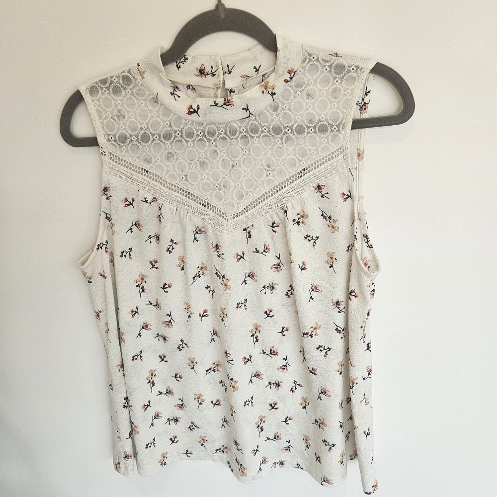 Melloday Top Women's Size M Delicate Floral Lace Accents Cottagecore Feminine